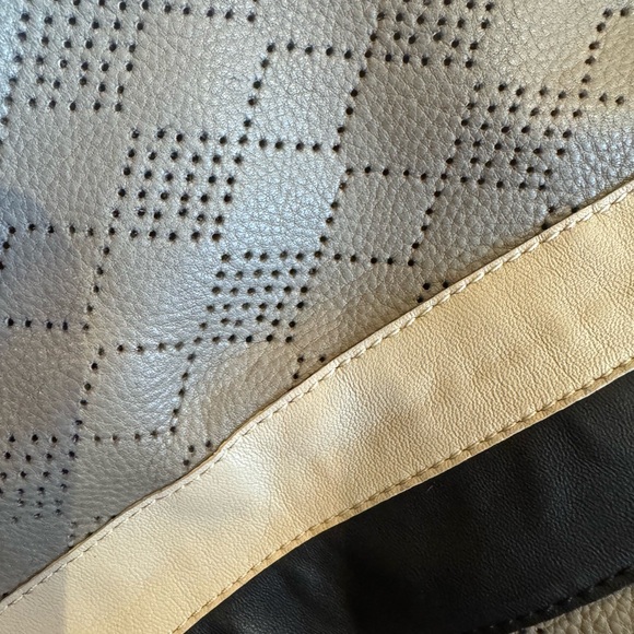 Kempton & Co Oversized Diamond Perforated Leather Tote in Storm Grey - Picture 14 of 15